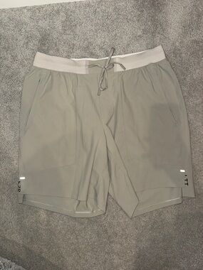 Lululemon License To Train 7” Shorts